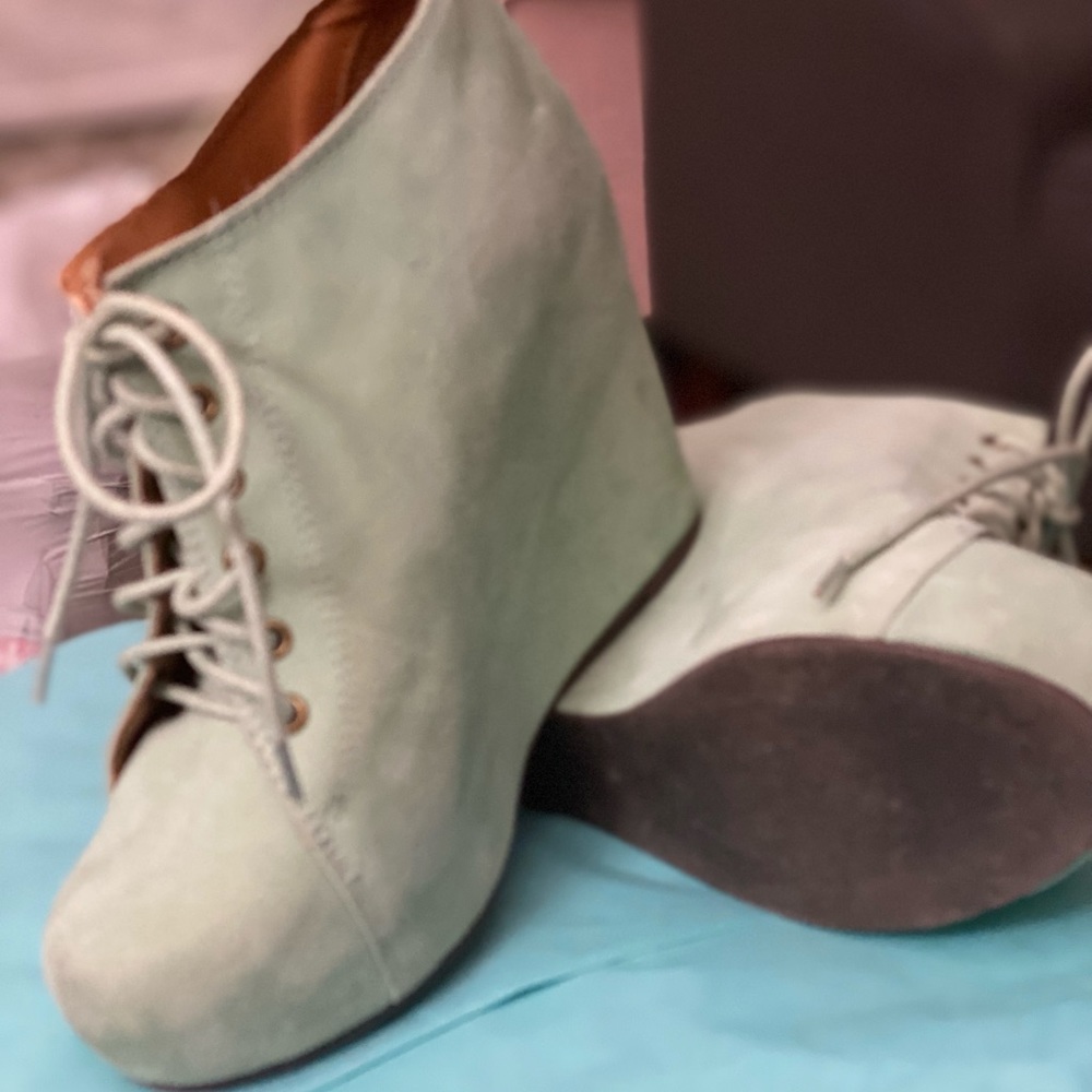 Jeffrey Campbell Size 8.5 Havana Mint Green Wedge Platform Booties